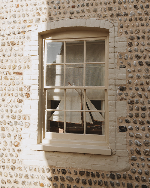 Pirelli Carousel Image